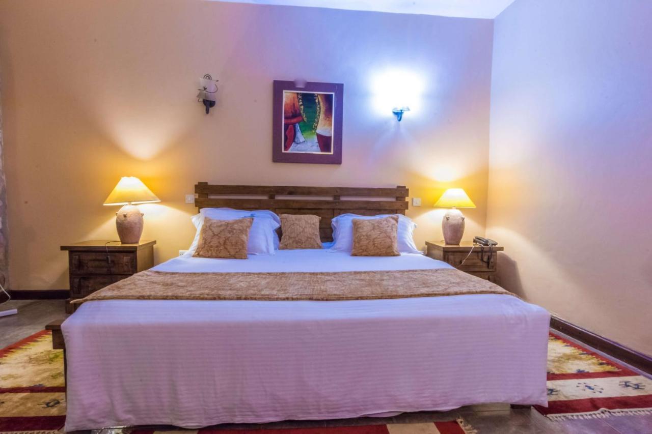 Mountains Of The Moon Hotel Fort Portal Extérieur photo