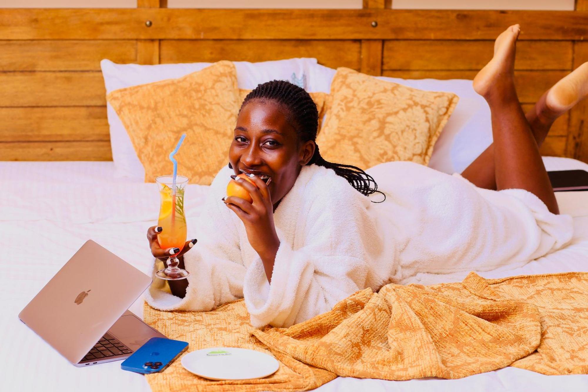Mountains Of The Moon Hotel Fort Portal Extérieur photo